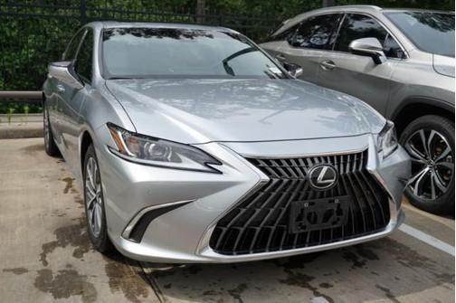 2022 Lexus ES 350 Base