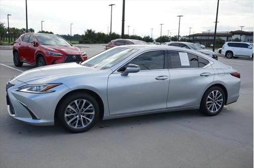 2022 Lexus ES 350 Base