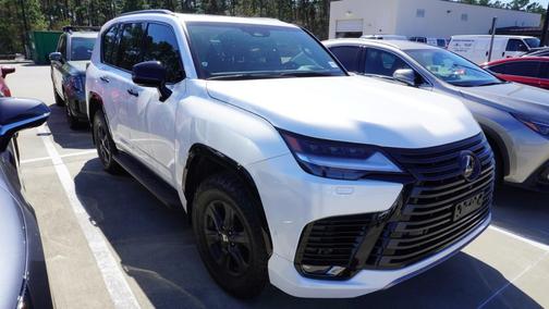 2025 Lexus LX 700h Overtrail