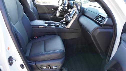 2025 Lexus LX 700h Overtrail