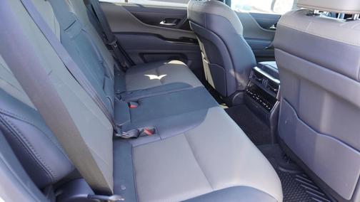 2025 Lexus LX 700h Overtrail