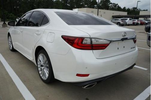 2016 Lexus ES 350 Base