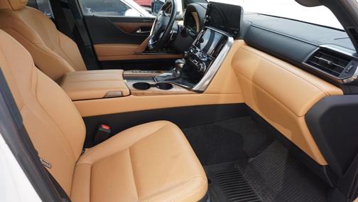 2023 Lexus LX 600 Luxury