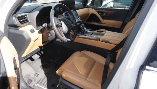 2023 Lexus LX 600 Luxury