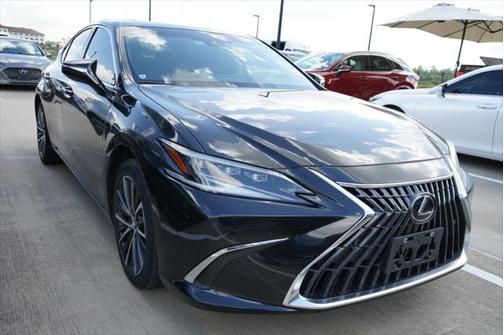 2024 Lexus ES 300h Base