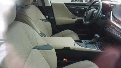 2019 Lexus ES 350 Ultra Luxury