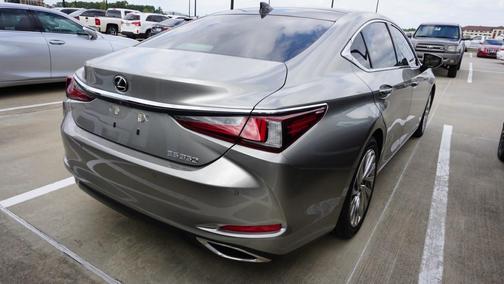 2019 Lexus ES 350 Ultra Luxury