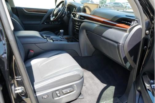 2021 Lexus LX 570 Three-Row