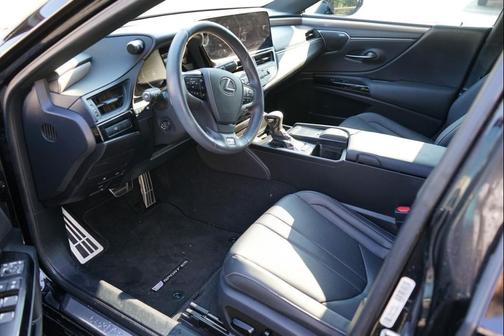 2022 Lexus ES 350 F Sport