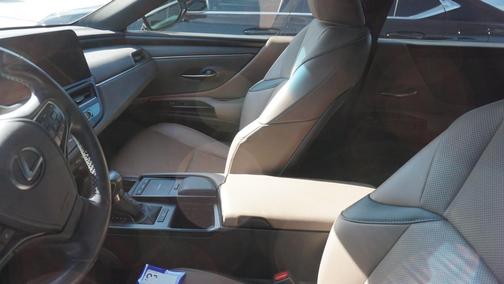 2022 Lexus ES 350 Base