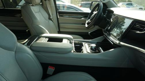 2022 Jeep Wagoneer Series II 4x2