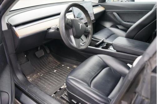 2020 Tesla Model 3 Standard Range