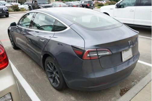 2020 Tesla Model 3 Standard Range