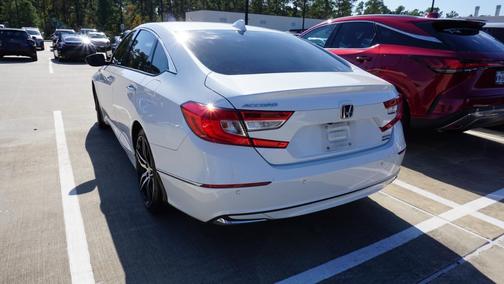 2022 Honda Accord Hybrid Touring