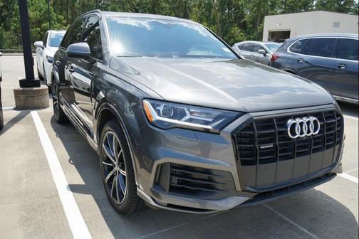 2020 Audi Q7 55 Premium Plus
