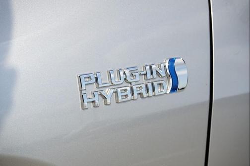 2023 Toyota RAV4 Prime SE