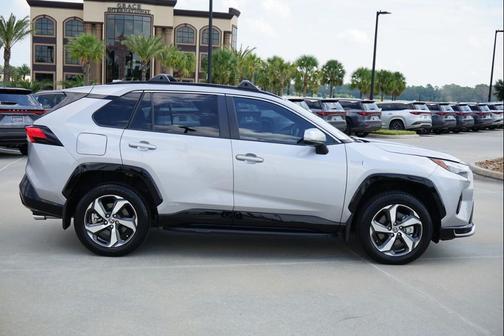 2023 Toyota RAV4 Prime SE
