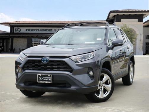 2021 Toyota RAV4 Hybrid XLE Premium