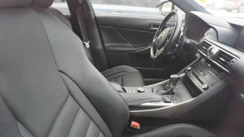 2018 Lexus IS 300 Base