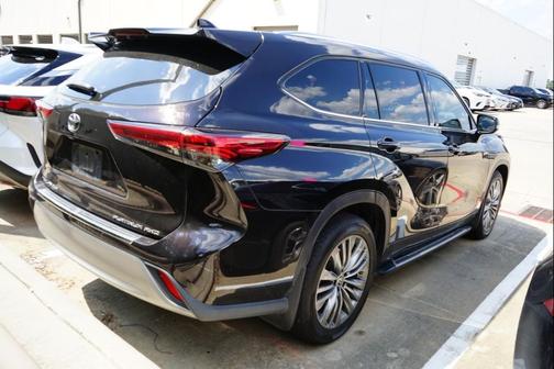 2020 Toyota Highlander Platinum