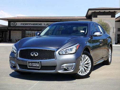 2016 INFINITI Q70L 3.7