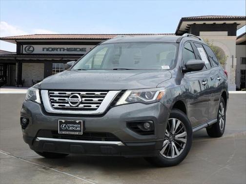 2019 Nissan Pathfinder SV
