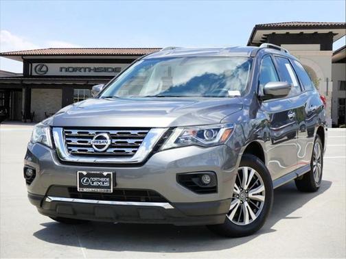 2019 Nissan Pathfinder SV