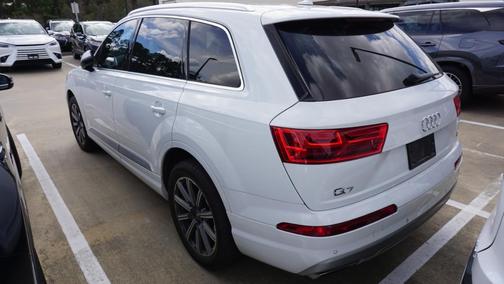 2017 Audi Q7 3.0T Premium