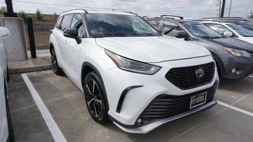2022 Toyota Highlander XSE