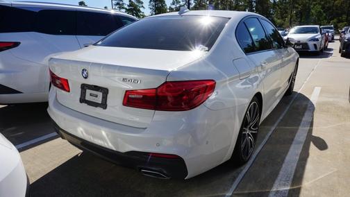 2019 BMW 540 540i