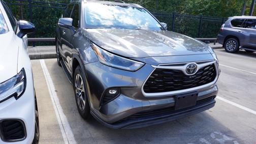 2021 Toyota Highlander XLE