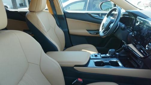 2025 Lexus NX 250 Premium