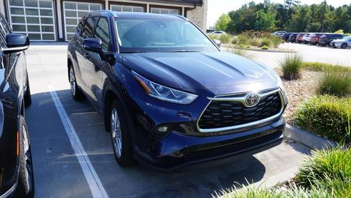 2025 Toyota Highlander Hybrid Limited