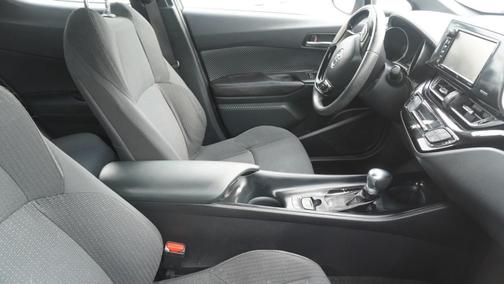 2018 Toyota C-HR XLE FWD (Natl)