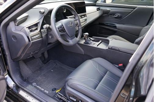 2024 Lexus ES 350 Ultra Luxury