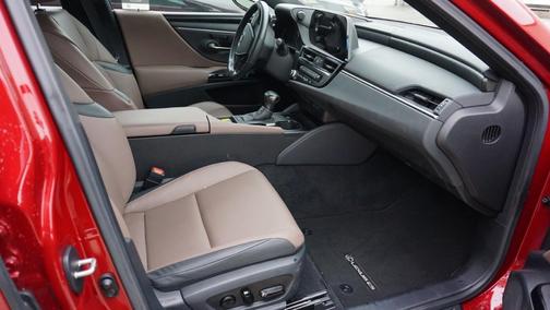 2025 Lexus ES 350 Base