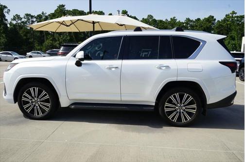 2022 Lexus LX 600 Luxury