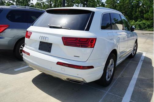 2018 Audi Q7 2.0T Premium Plus