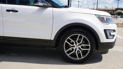 2017 Ford Explorer sport