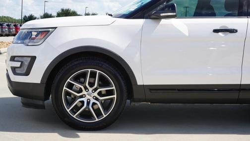 2017 Ford Explorer sport