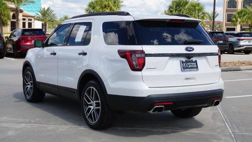 2017 Ford Explorer sport