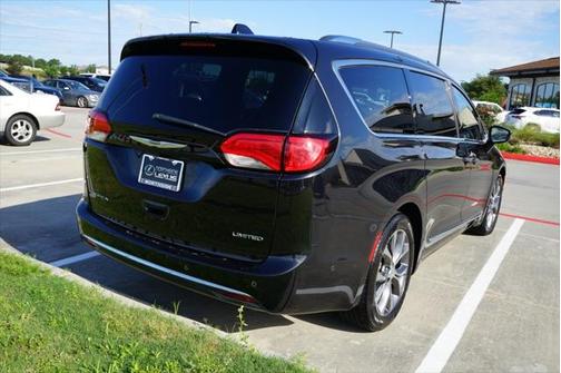 2017 Chrysler Pacifica Limited