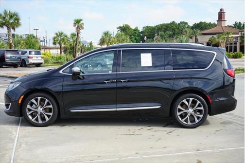 2017 Chrysler Pacifica Limited
