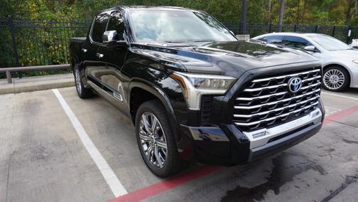 2022 Toyota Tundra Hybrid Capstone