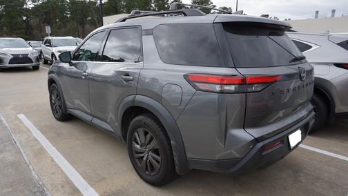 2022 Nissan Pathfinder SV 2WD