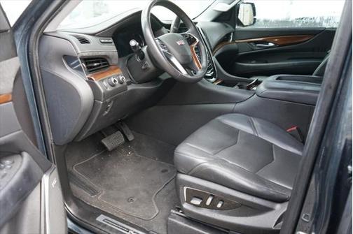 2020 Cadillac Escalade Premium Luxury