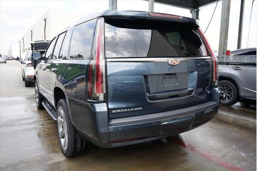 2020 Cadillac Escalade Premium Luxury