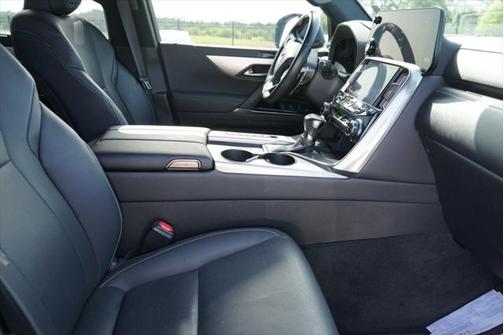 2022 Lexus LX 600 Base