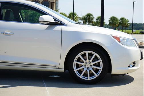 2012 Buick LaCrosse Premium 3
