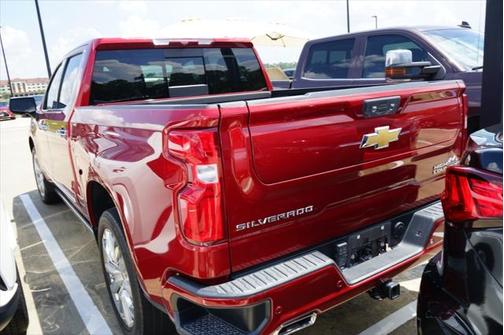 2022 Chevrolet Silverado 1500 High Country